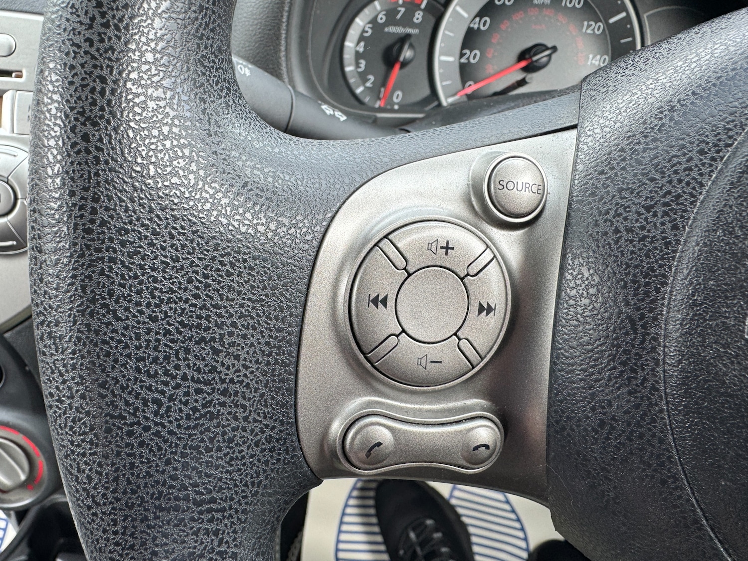 Used Nissan Micra 2011 for sale - 77927520: Photo 63