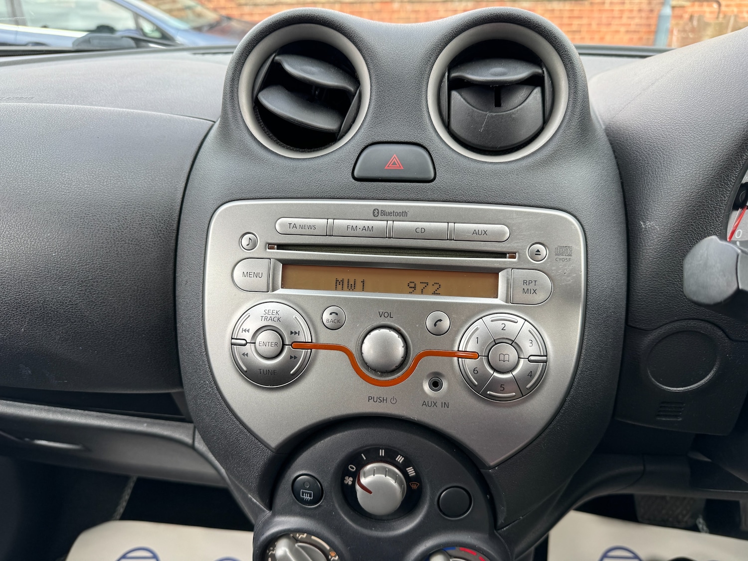 Used Nissan Micra 2011 for sale - 77927520: Photo 64