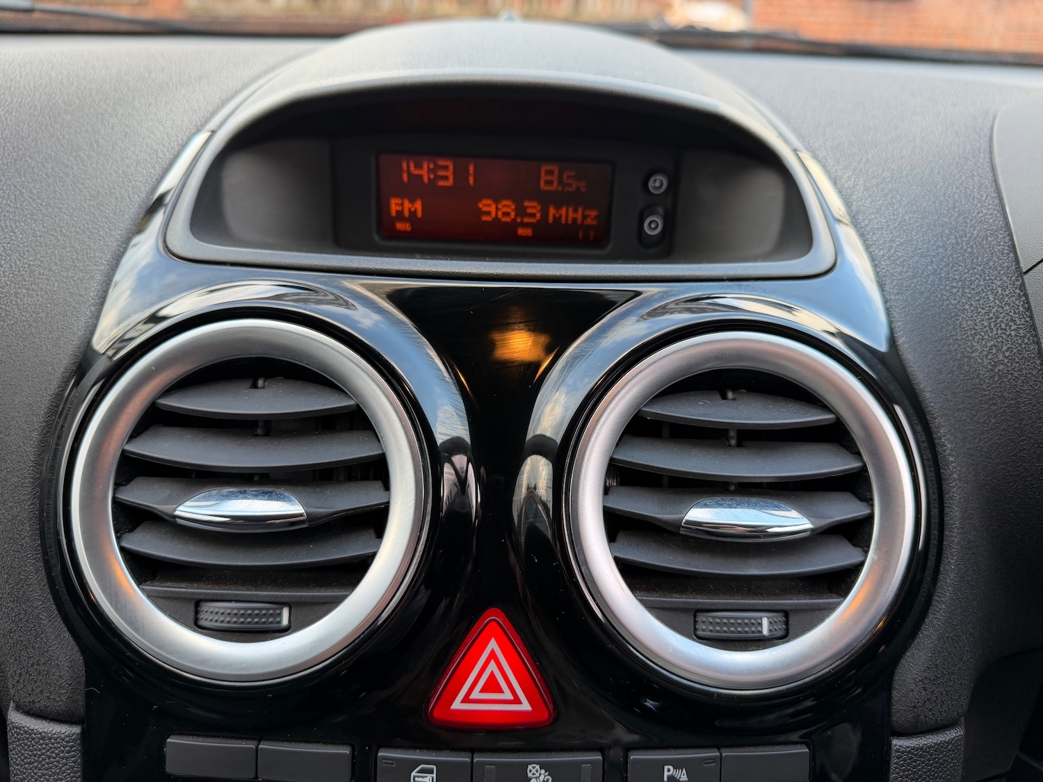 Used Vauxhall Corsa for sale - 77256565: Photo 23