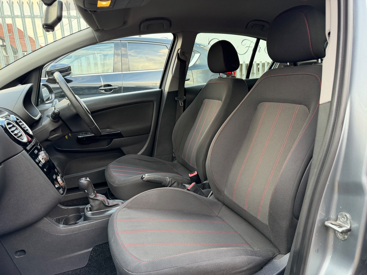 Used Vauxhall Corsa for sale - 77256565: Photo 9