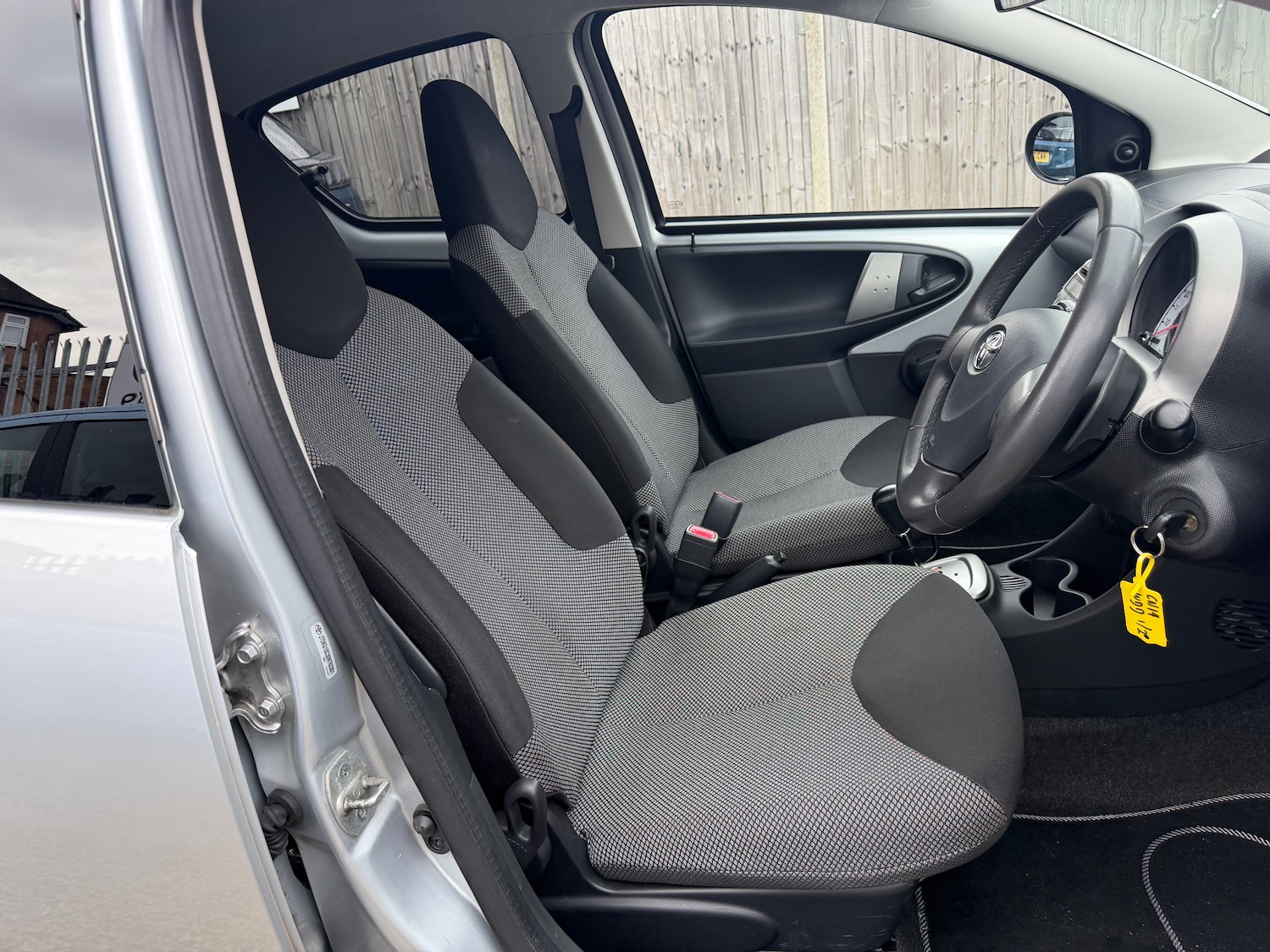 Used Toyota AYGO 2014 for sale - 77520055: Photo 11