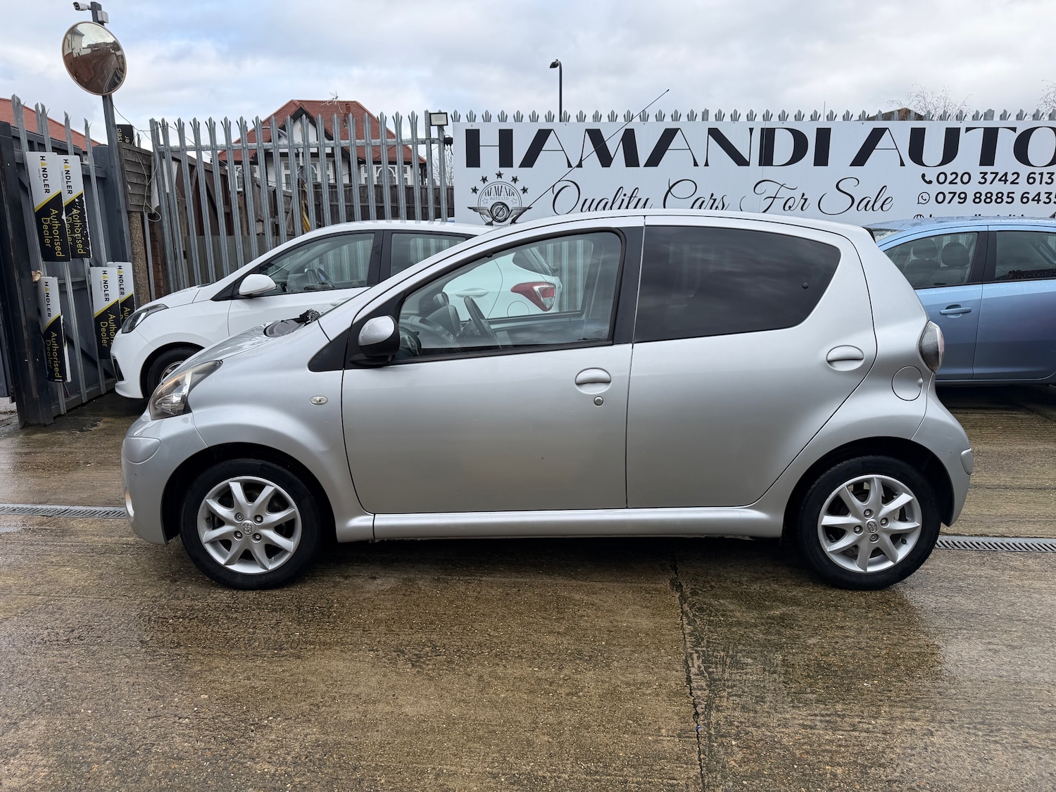 Used Toyota AYGO 2014 for sale - 77520055: Photo 2