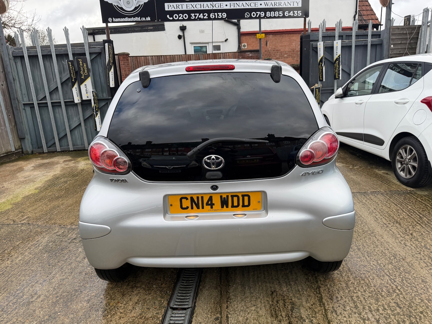 Used Toyota AYGO 2014 for sale - 77520055: Photo 4