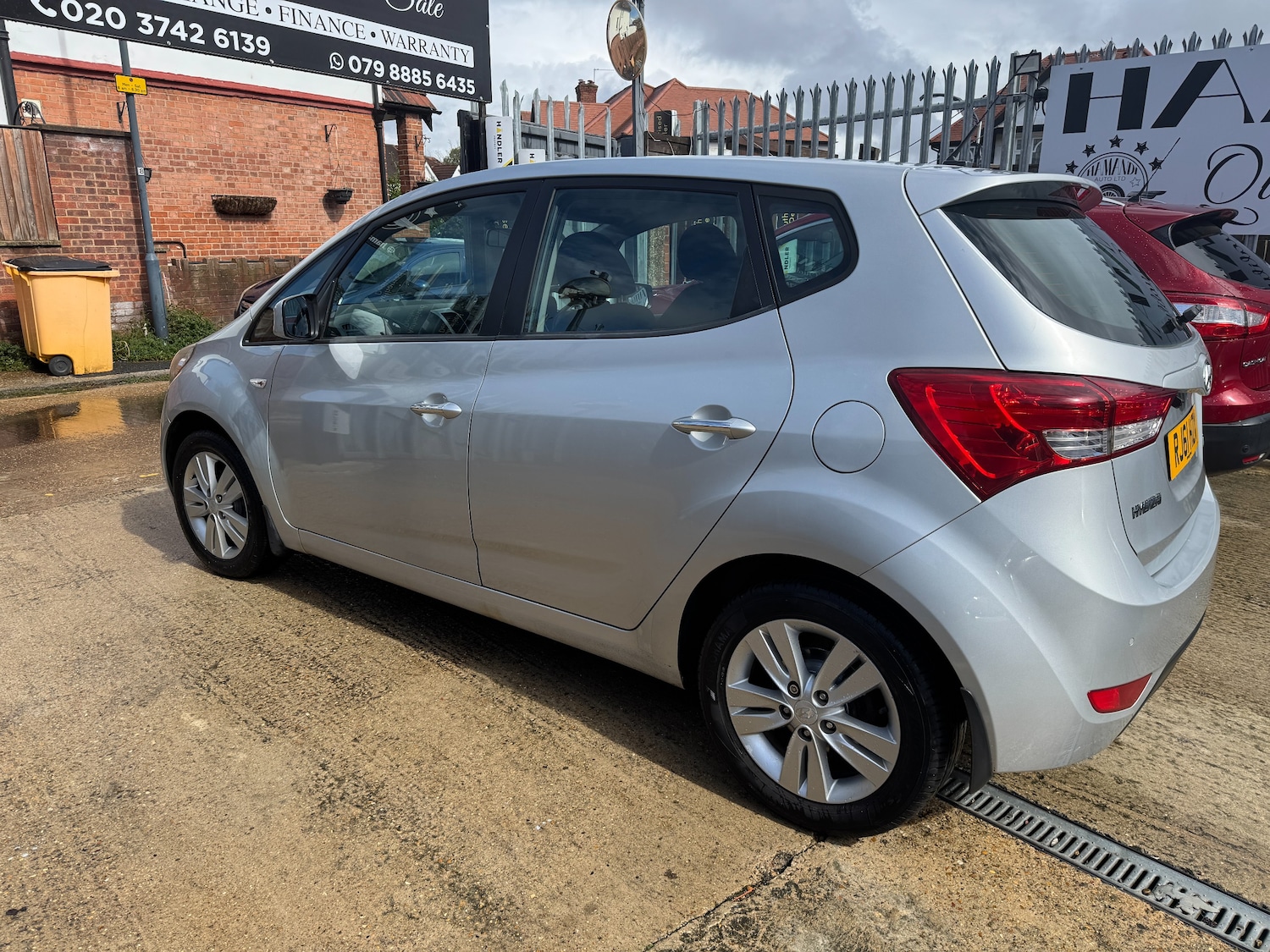 Used Hyundai Ix20 2011 for sale - 76362290: Photo 3