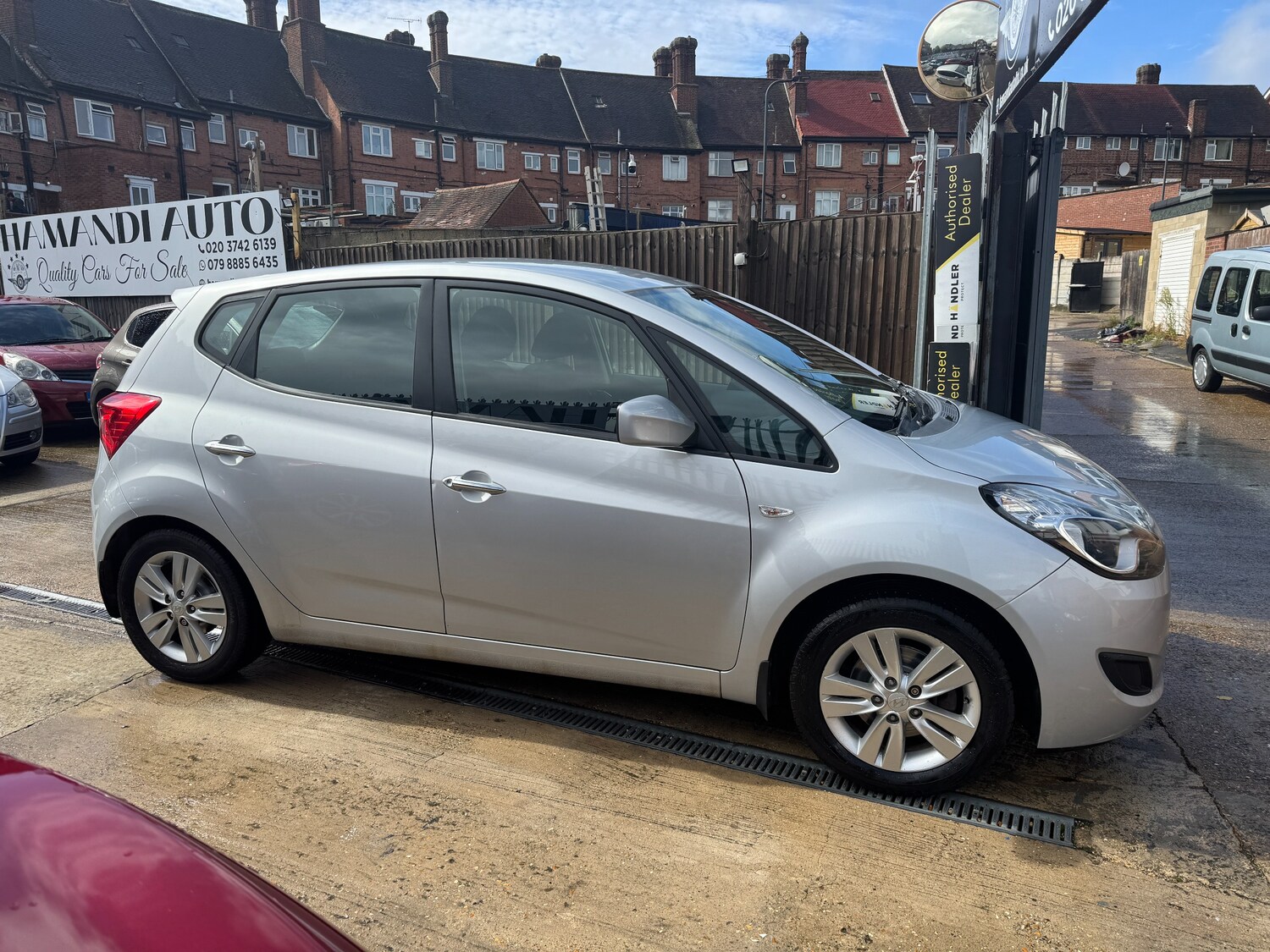 Used Hyundai Ix20 2011 for sale - 76362290: Photo 7