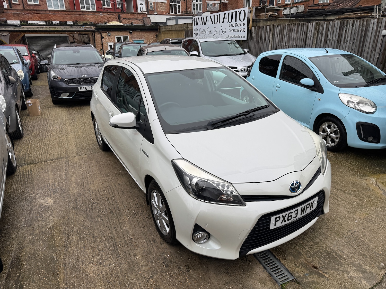 Used Toyota Yaris 2013 for sale - 77798079: Photo 14