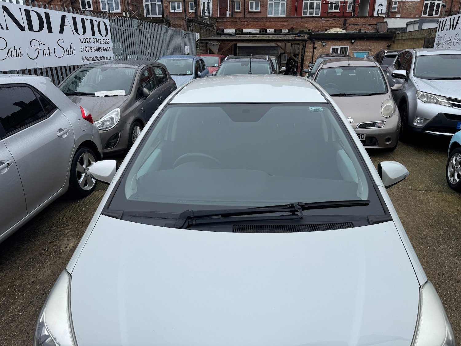 Used Toyota Yaris 2013 for sale - 77798079: Photo 16