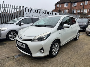 Used Toyota Yaris 2013 for sale - 77798079: Photo