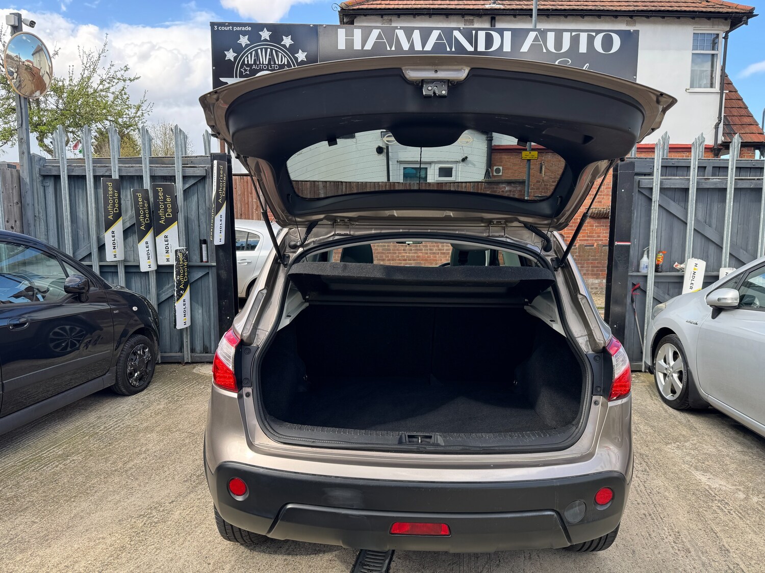 Used Nissan Qashqai 2013 for sale - 78213372: Photo 32