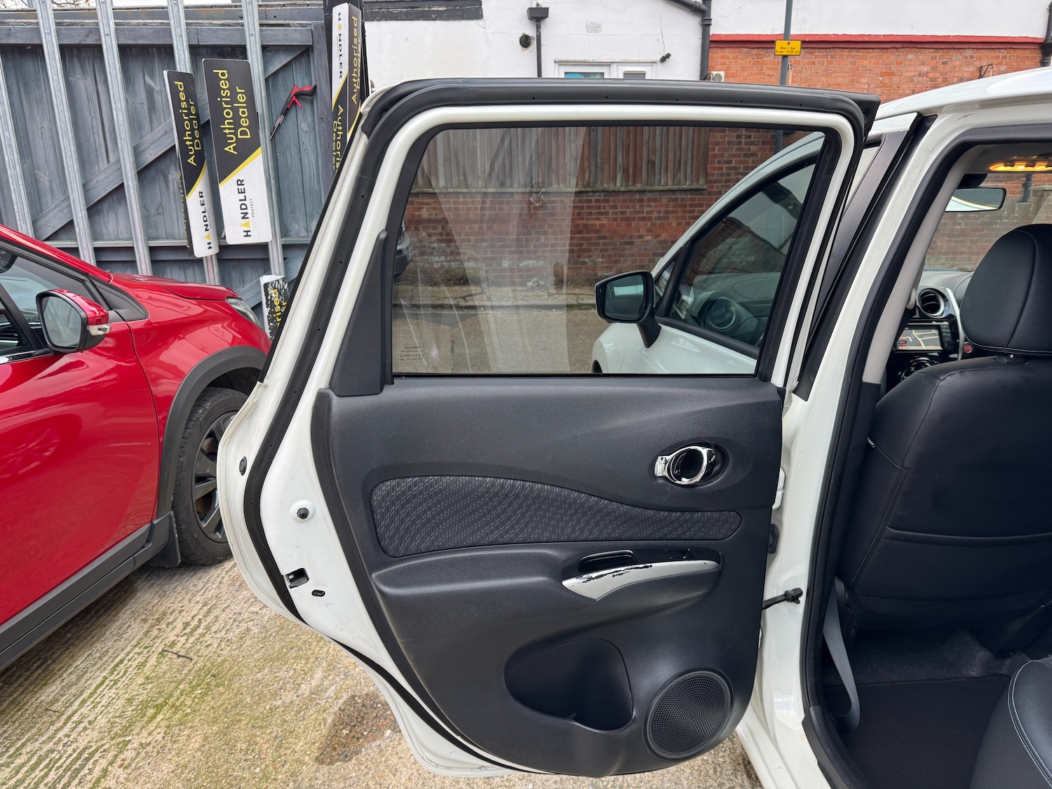 Used Nissan Note 2015 for sale - 77057955: Photo 26