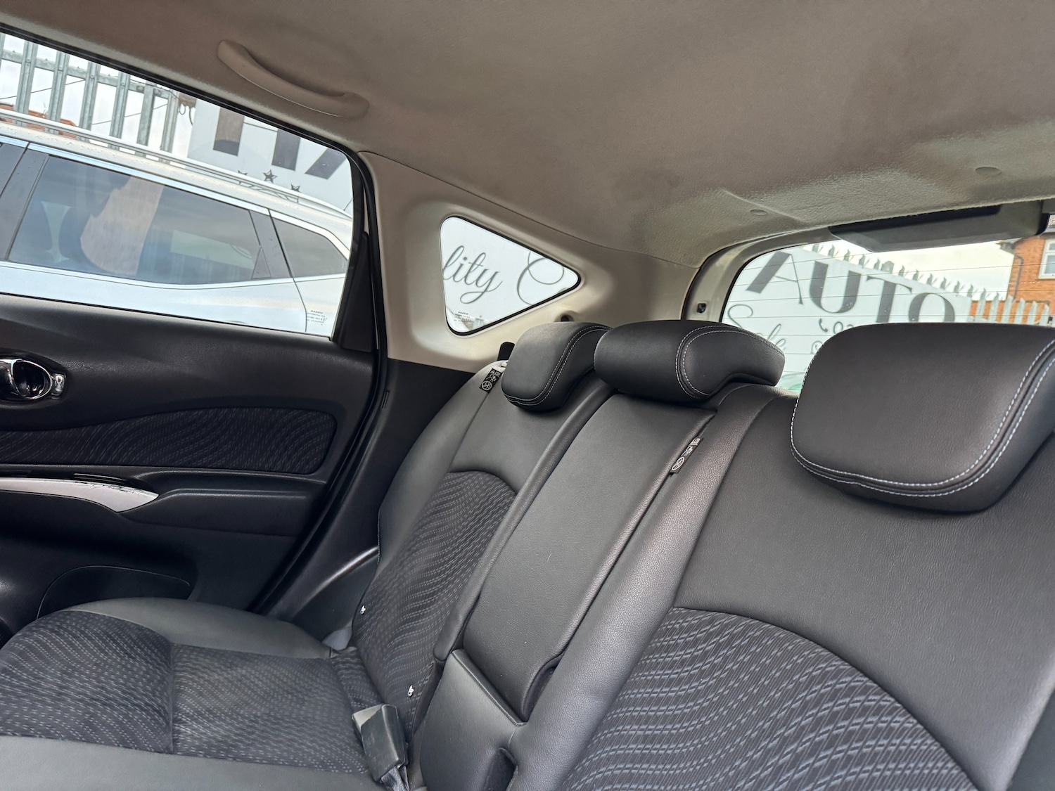 Used Nissan Note 2015 for sale - 77057955: Photo 32