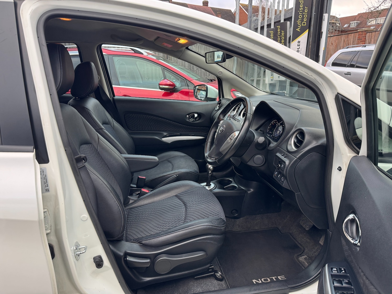 Used Nissan Note 2015 for sale - 77057955: Photo 46