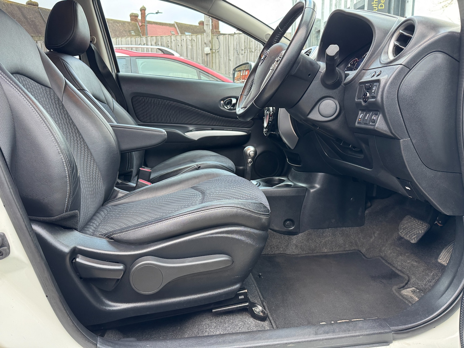 Used Nissan Note 2015 for sale - 77057955: Photo 47