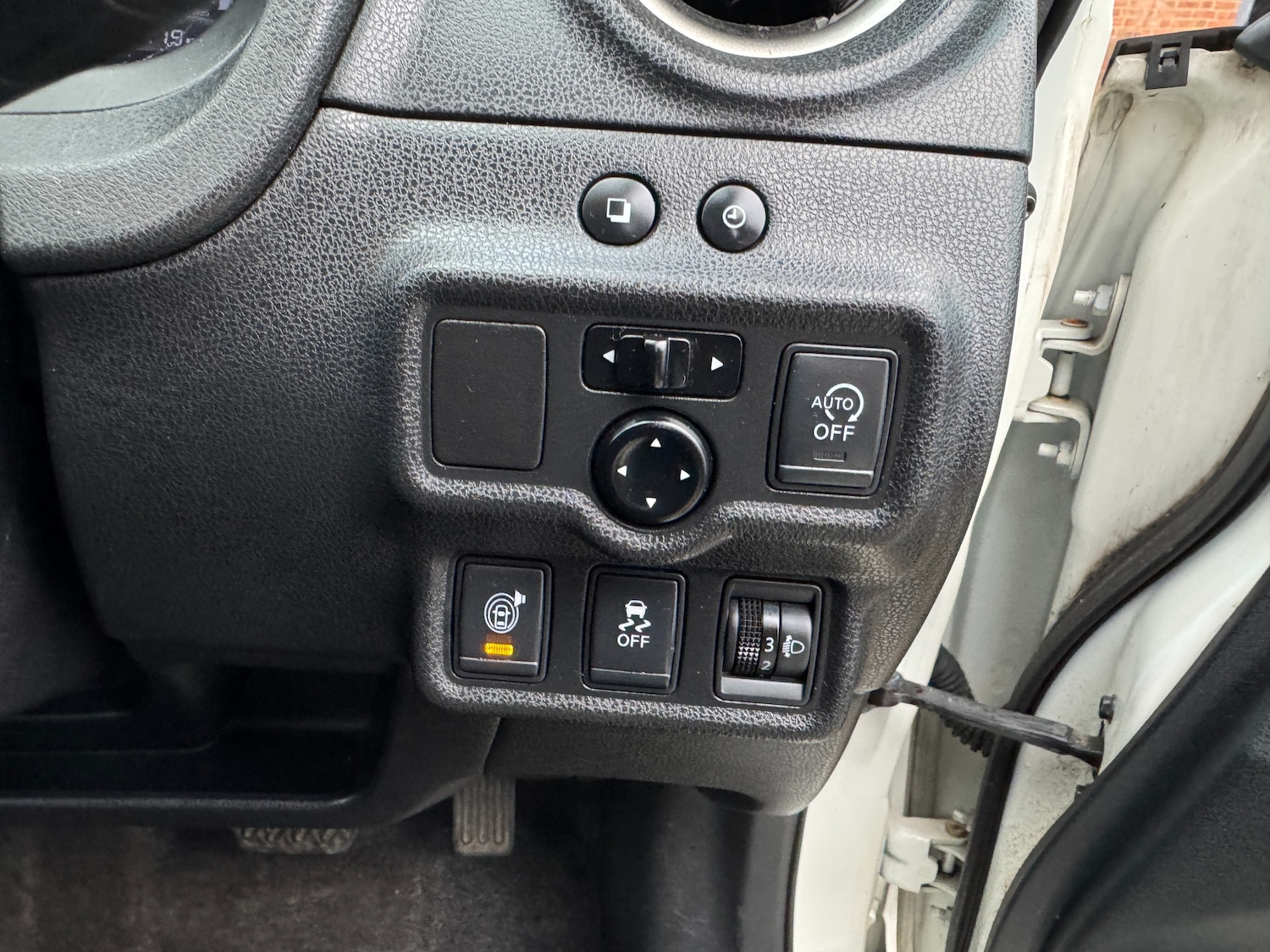 Used Nissan Note 2015 for sale - 77057955: Photo 50