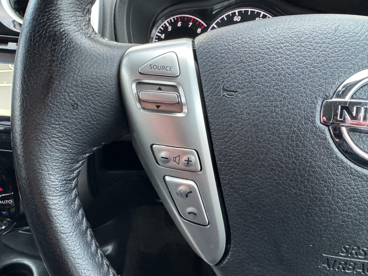 Used Nissan Note 2015 for sale - 77057955: Photo 58