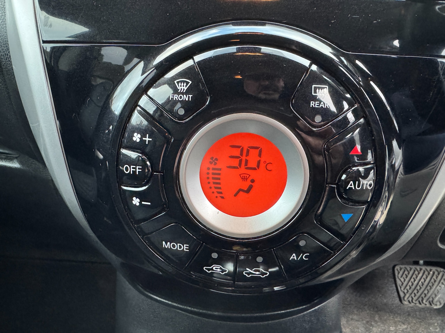 Used Nissan Note 2015 for sale - 77057955: Photo 71