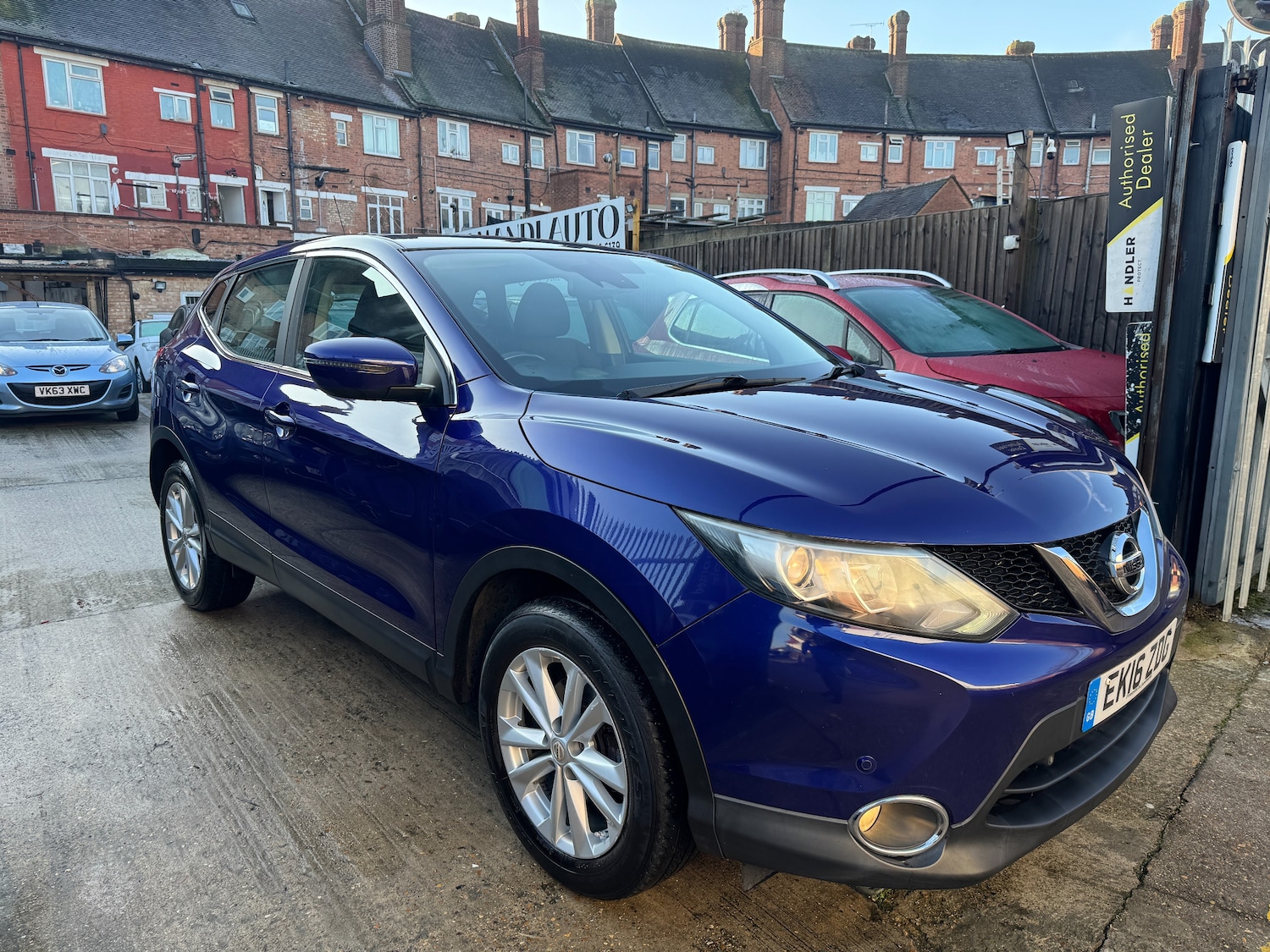 Used Nissan Qashqai 2016 for sale - 77205805: Photo 9