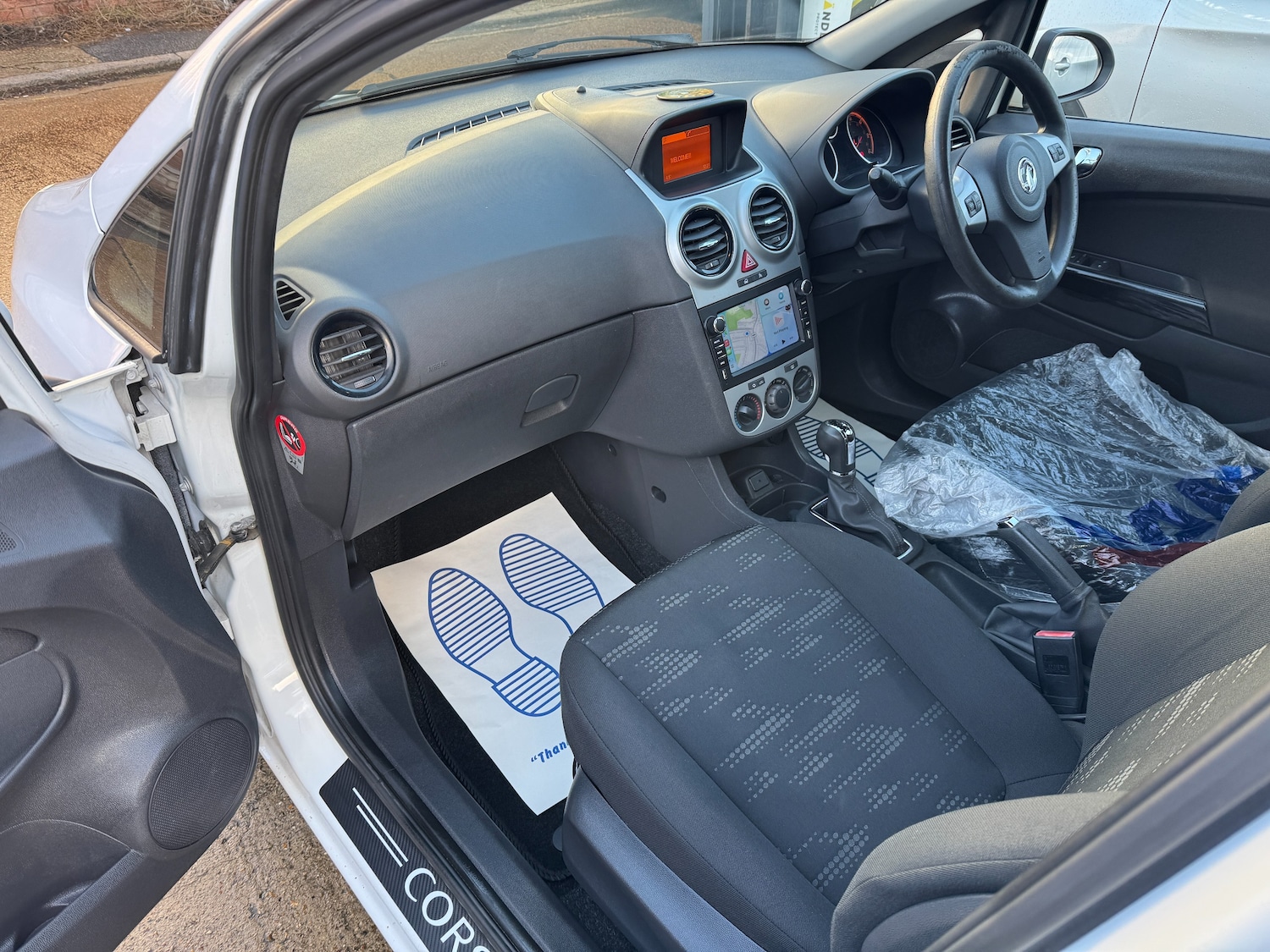 Used Vauxhall Corsa 2012 for sale - 77128718: Photo 22