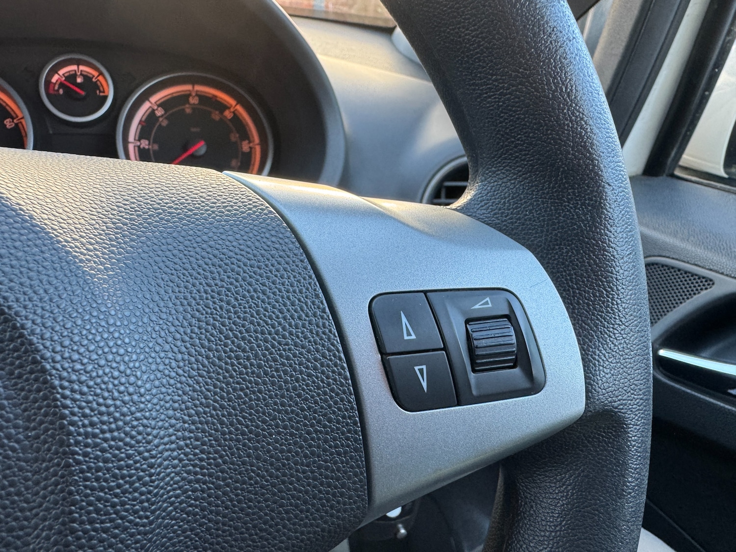 Used Vauxhall Corsa 2012 for sale - 77128718: Photo 58