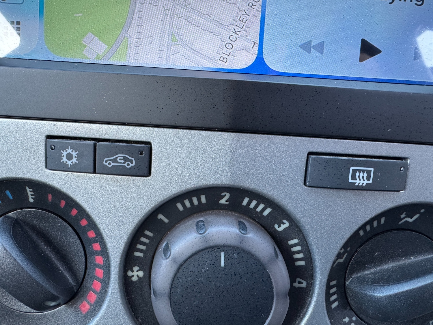 Used Vauxhall Corsa 2012 for sale - 77128718: Photo 86