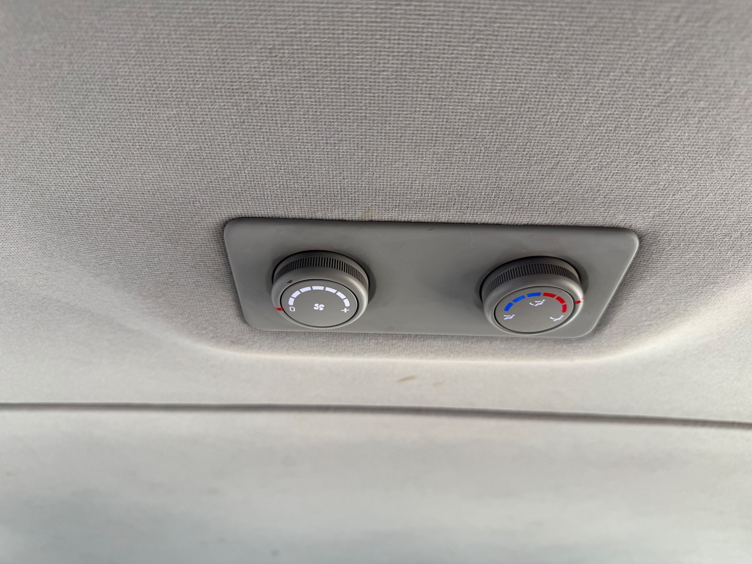 Used Hyundai i800 2018 for sale - 78069763: Photo 27