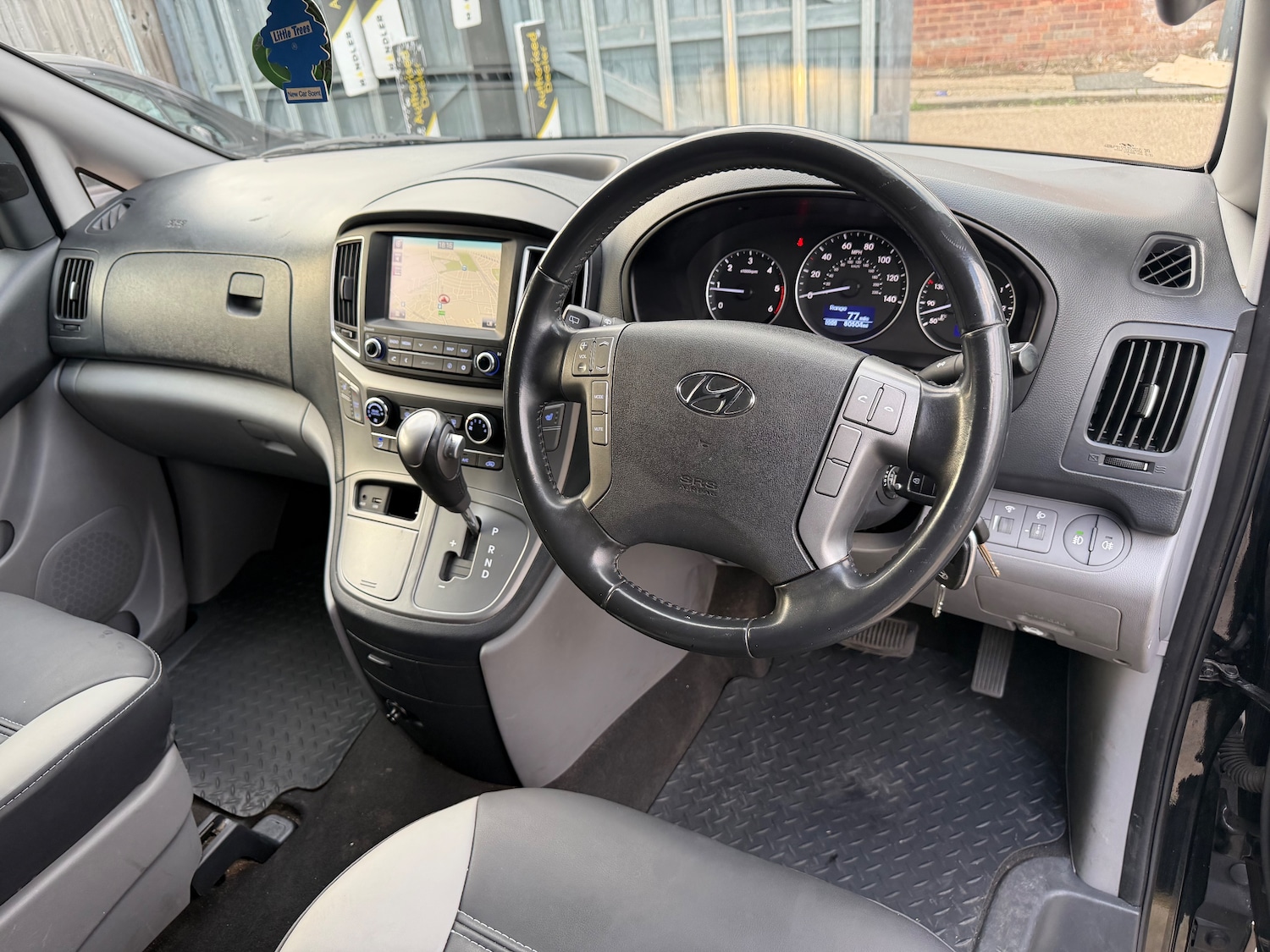 Used Hyundai i800 2018 for sale - 78069763: Photo 28