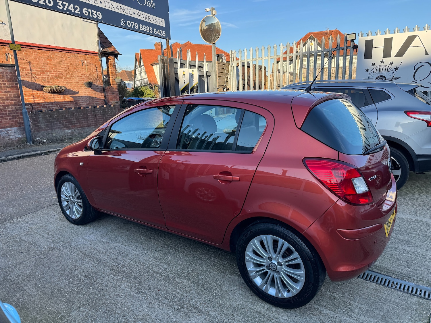 Used Vauxhall Corsa 2013 for sale - 77726455: Photo 2