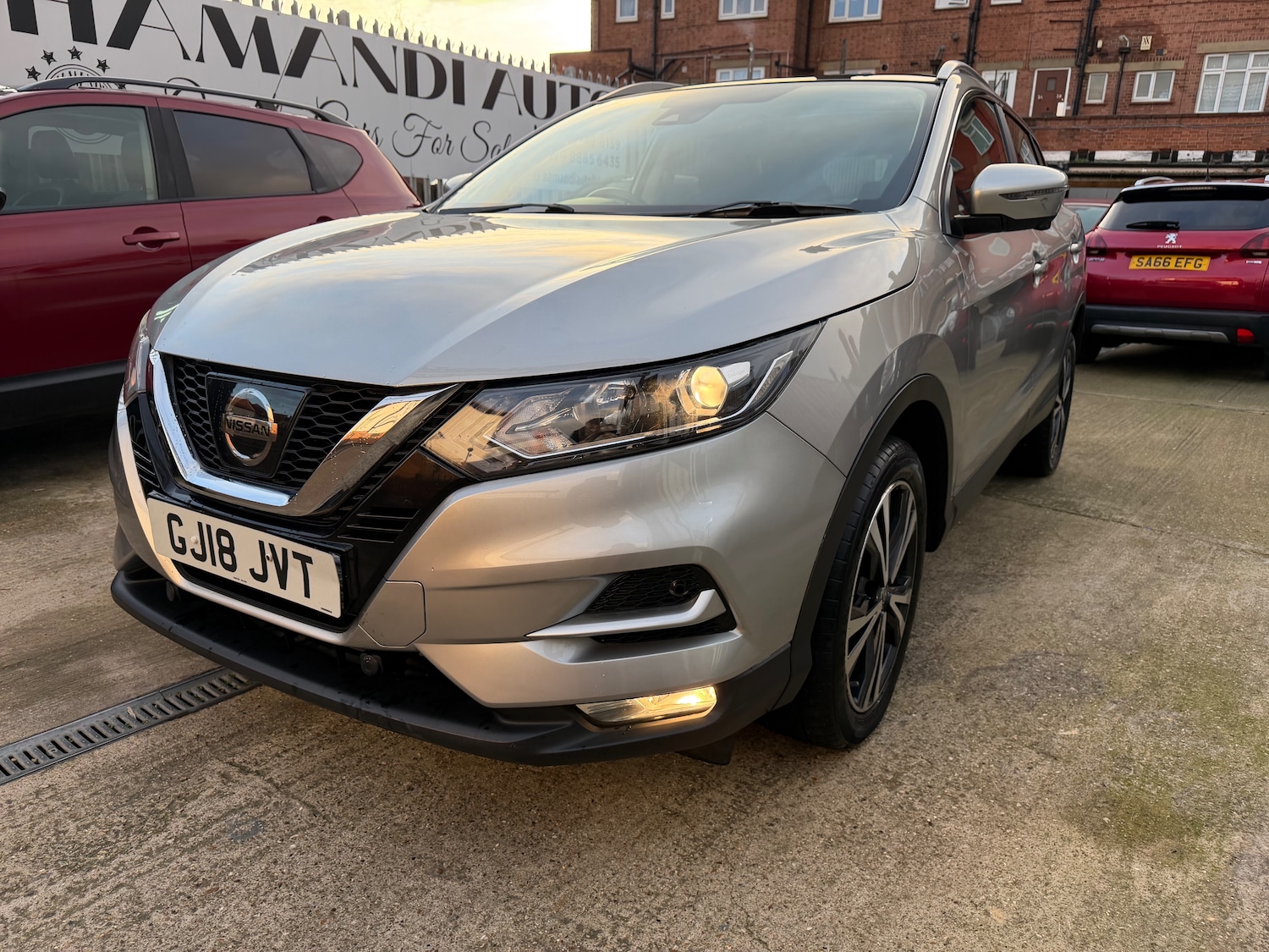 Used Nissan Qashqai 2018 for sale - 76946015: Photo 1