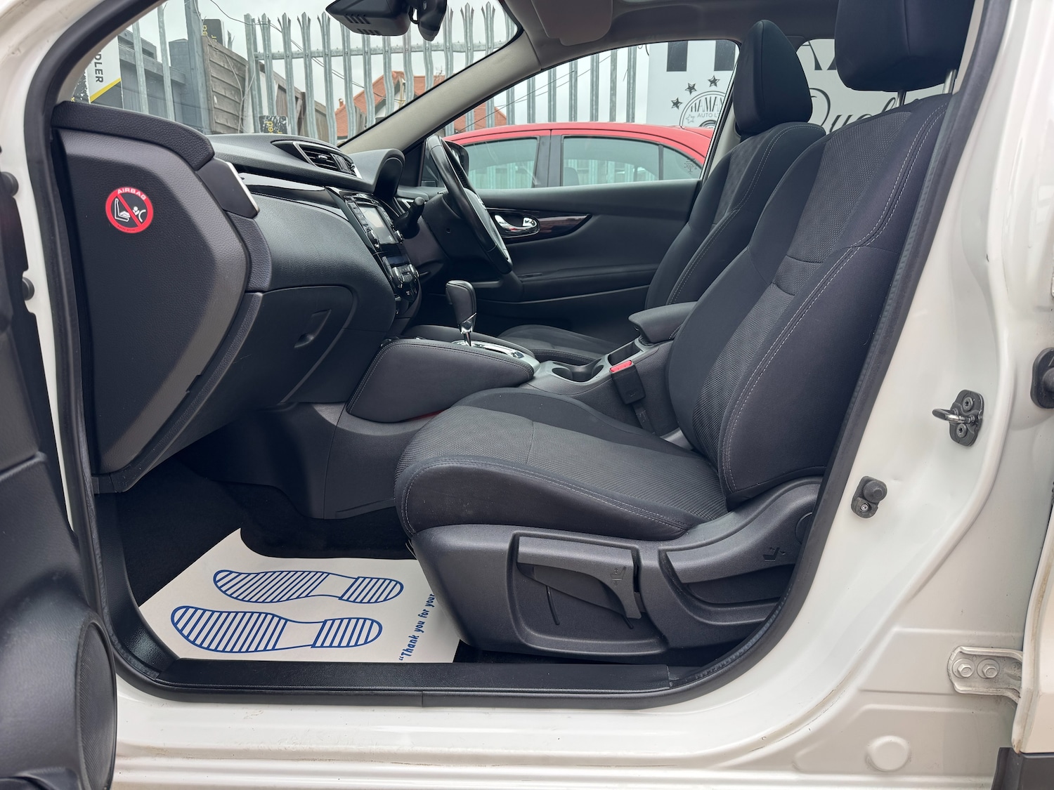 Used Nissan Qashqai 2017 for sale - 76285970: Photo 20