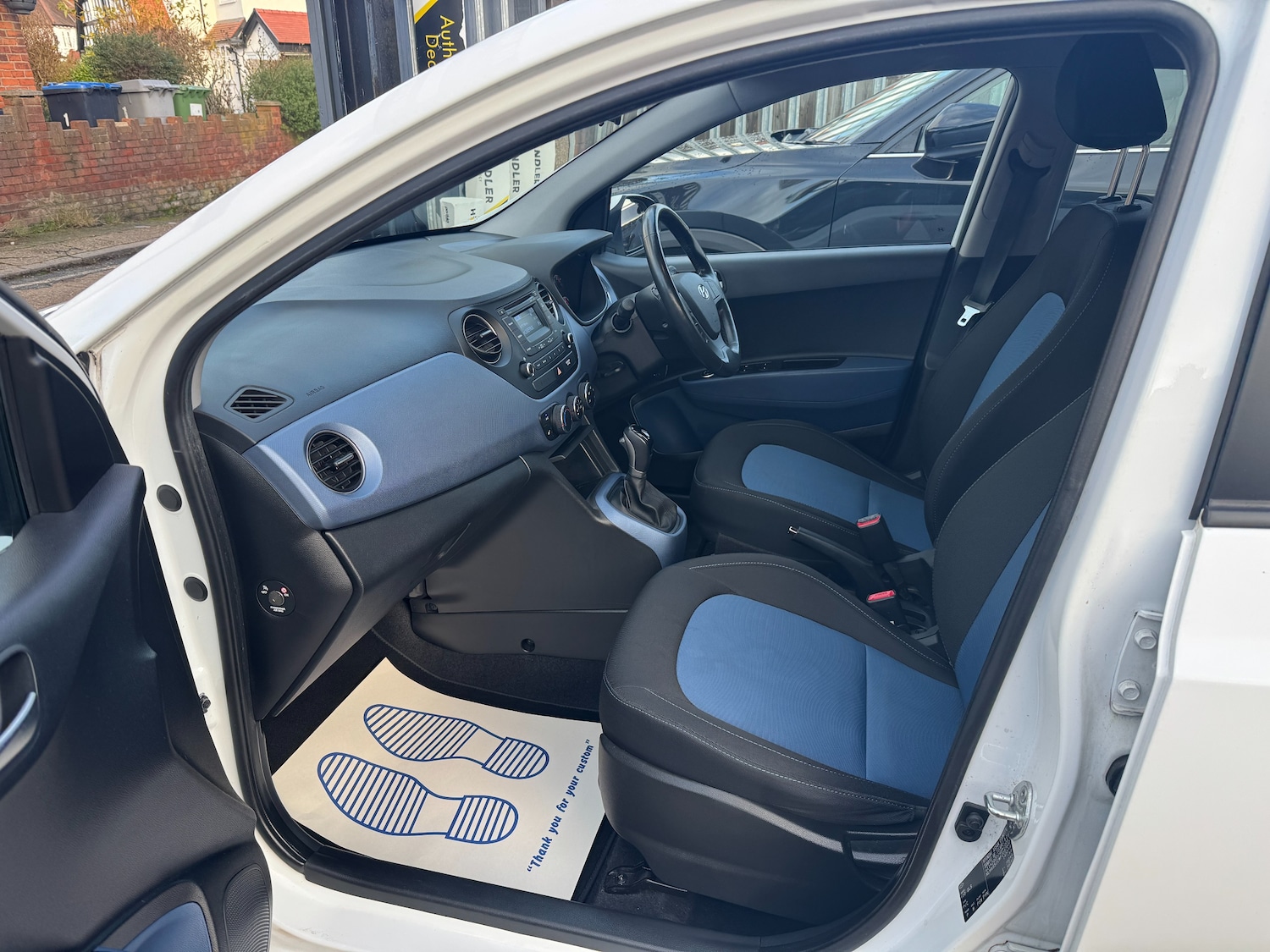 Used Hyundai i10 2014 for sale - 77232337: Photo 27