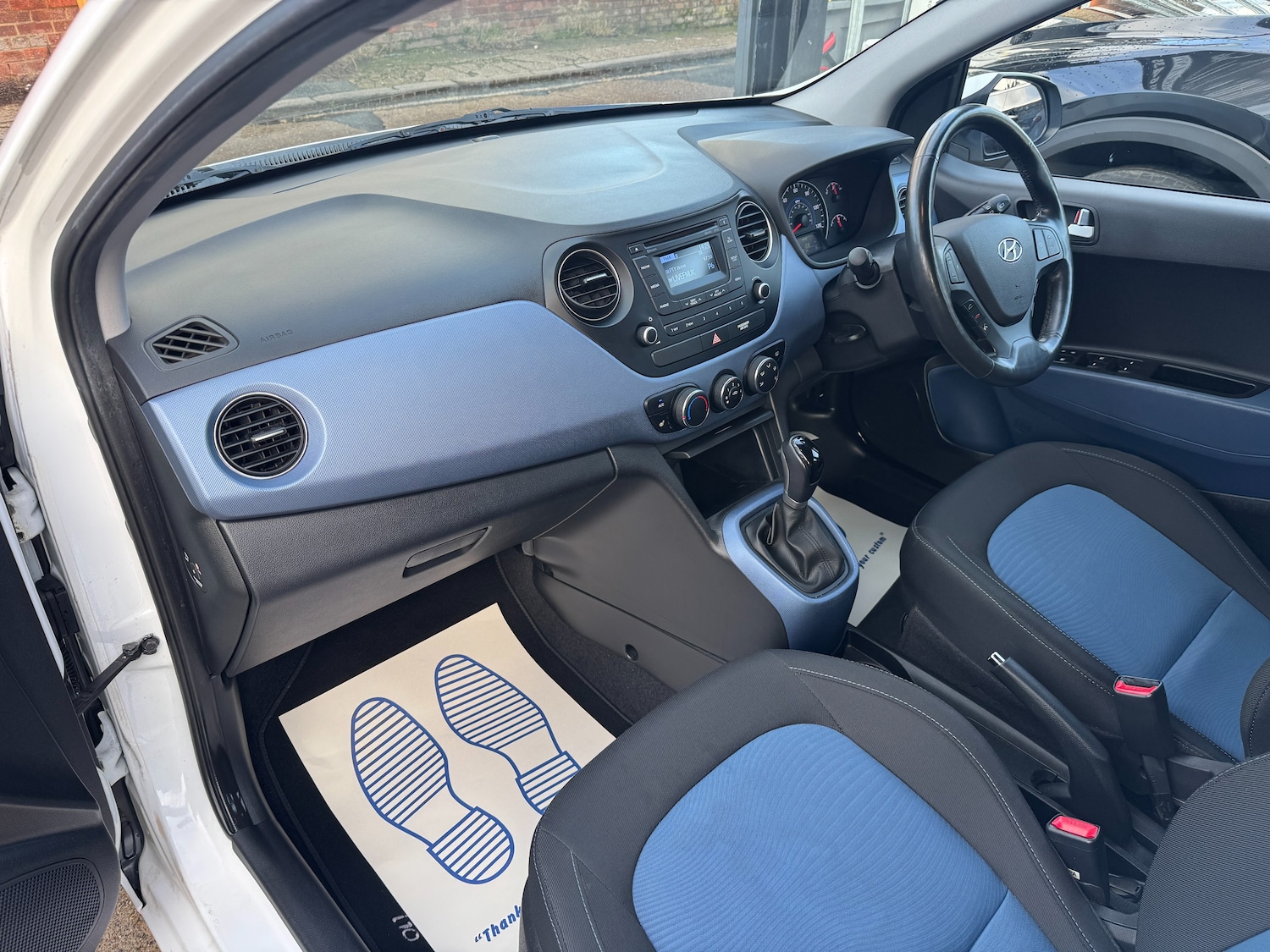 Used Hyundai i10 2014 for sale - 77232337: Photo 29