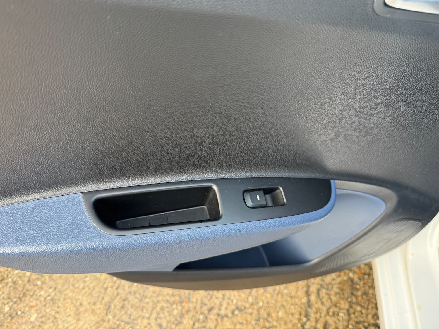 Used Hyundai i10 2014 for sale - 77232337: Photo 35