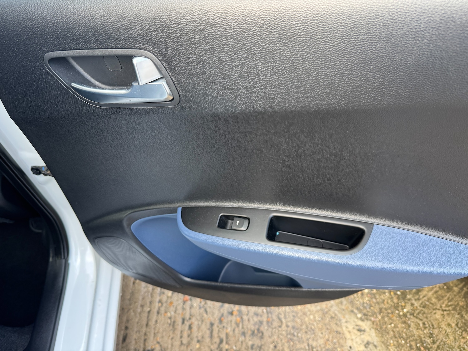 Used Hyundai i10 2014 for sale - 77232337: Photo 47