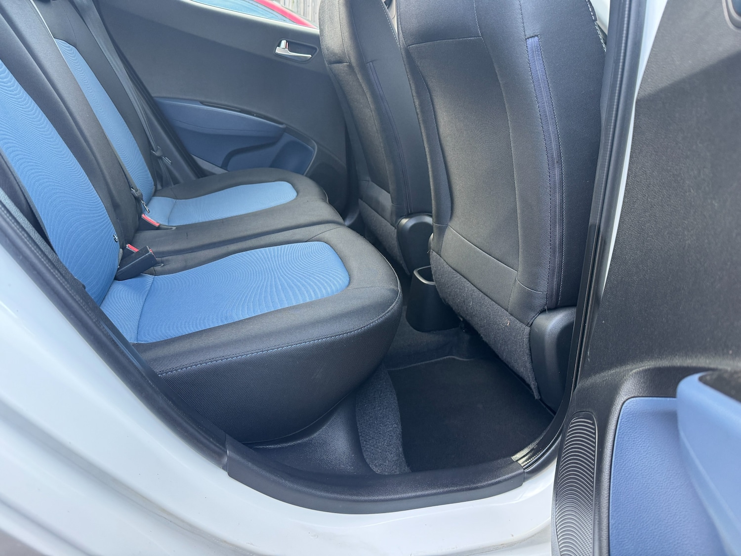 Used Hyundai i10 2014 for sale - 77232337: Photo 49