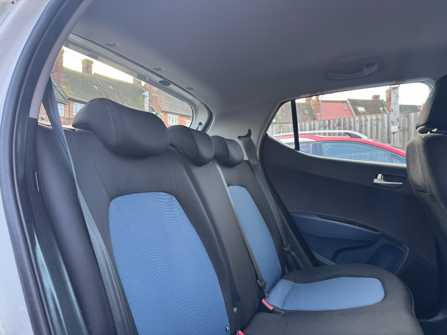 Used Hyundai i10 2014 for sale - 77232337: Photo 51