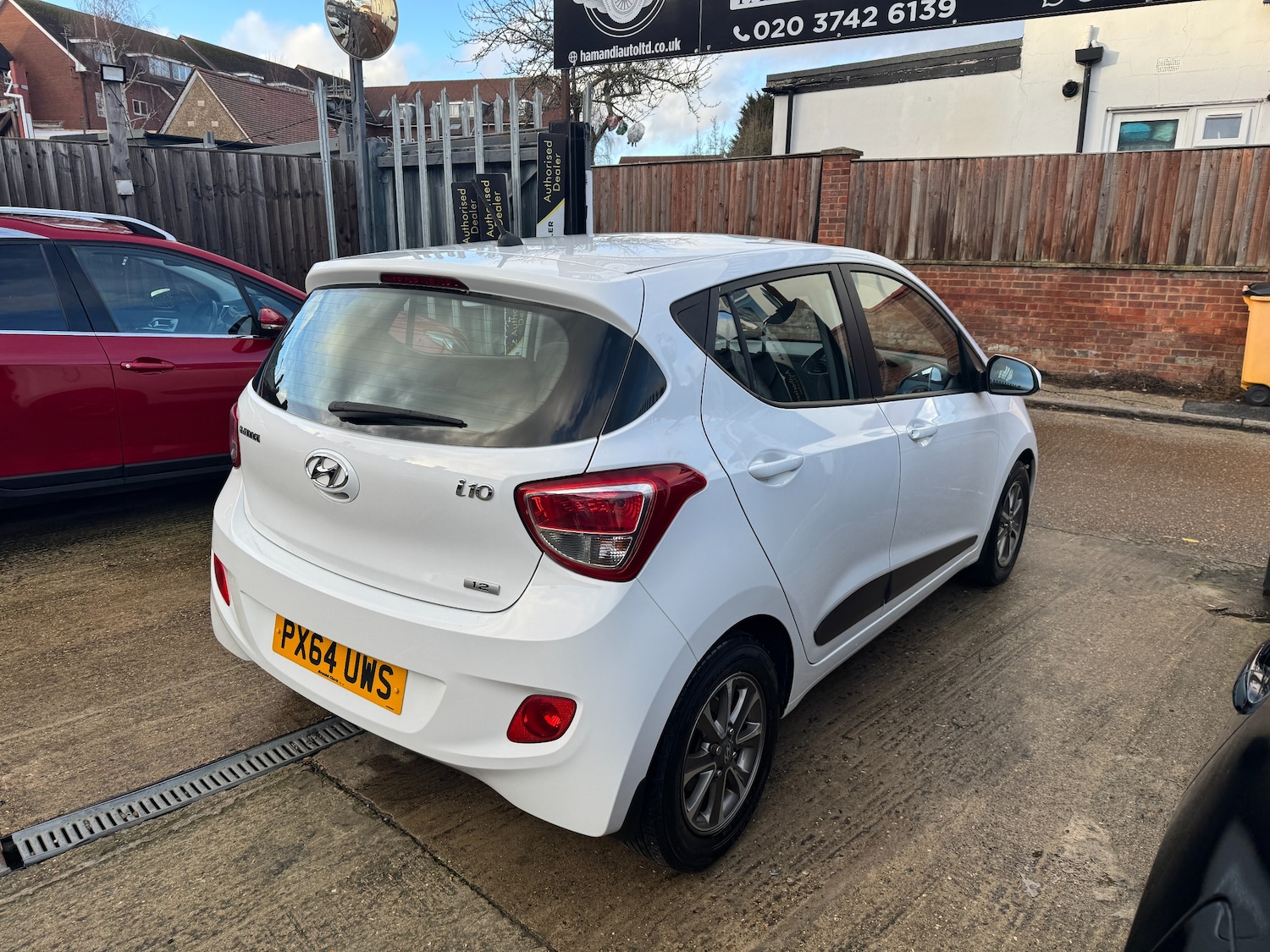 Used Hyundai i10 2014 for sale - 77232337: Photo 6