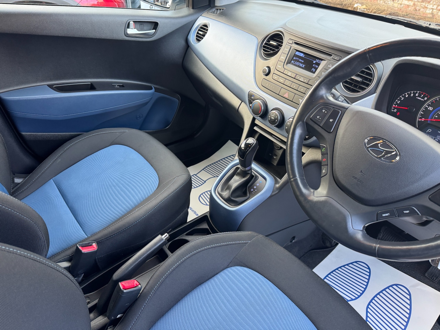 Used Hyundai i10 2014 for sale - 77232337: Photo 65