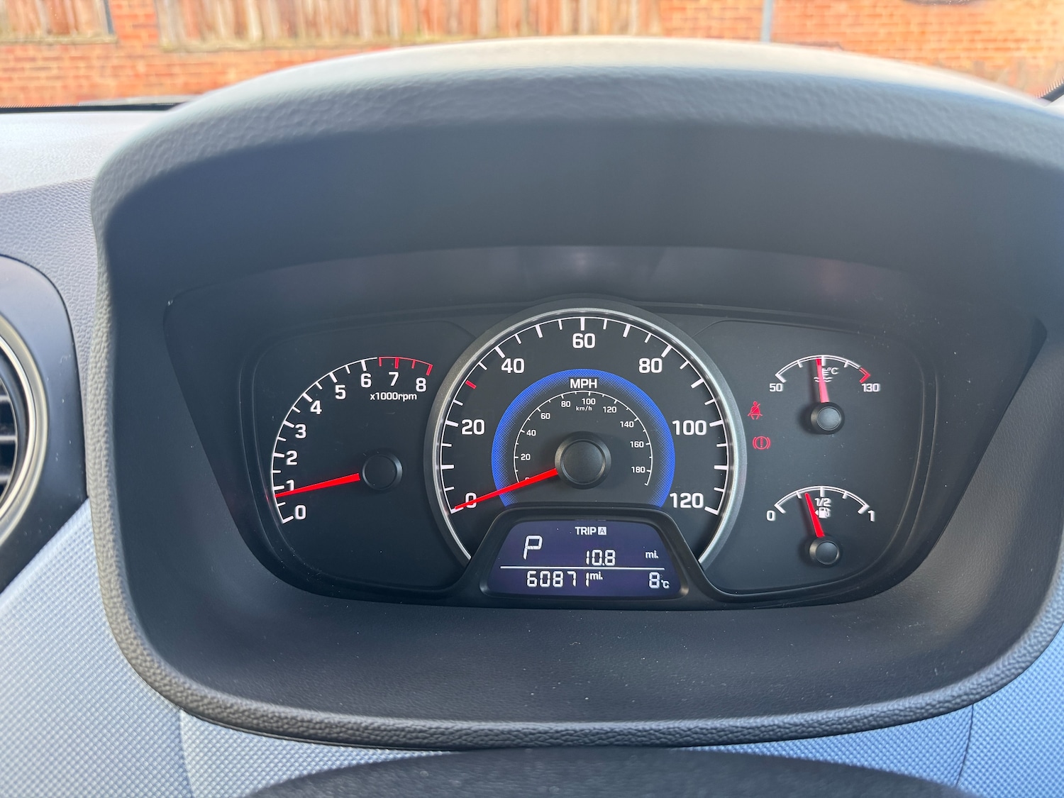 Used Hyundai i10 2014 for sale - 77232337: Photo 67