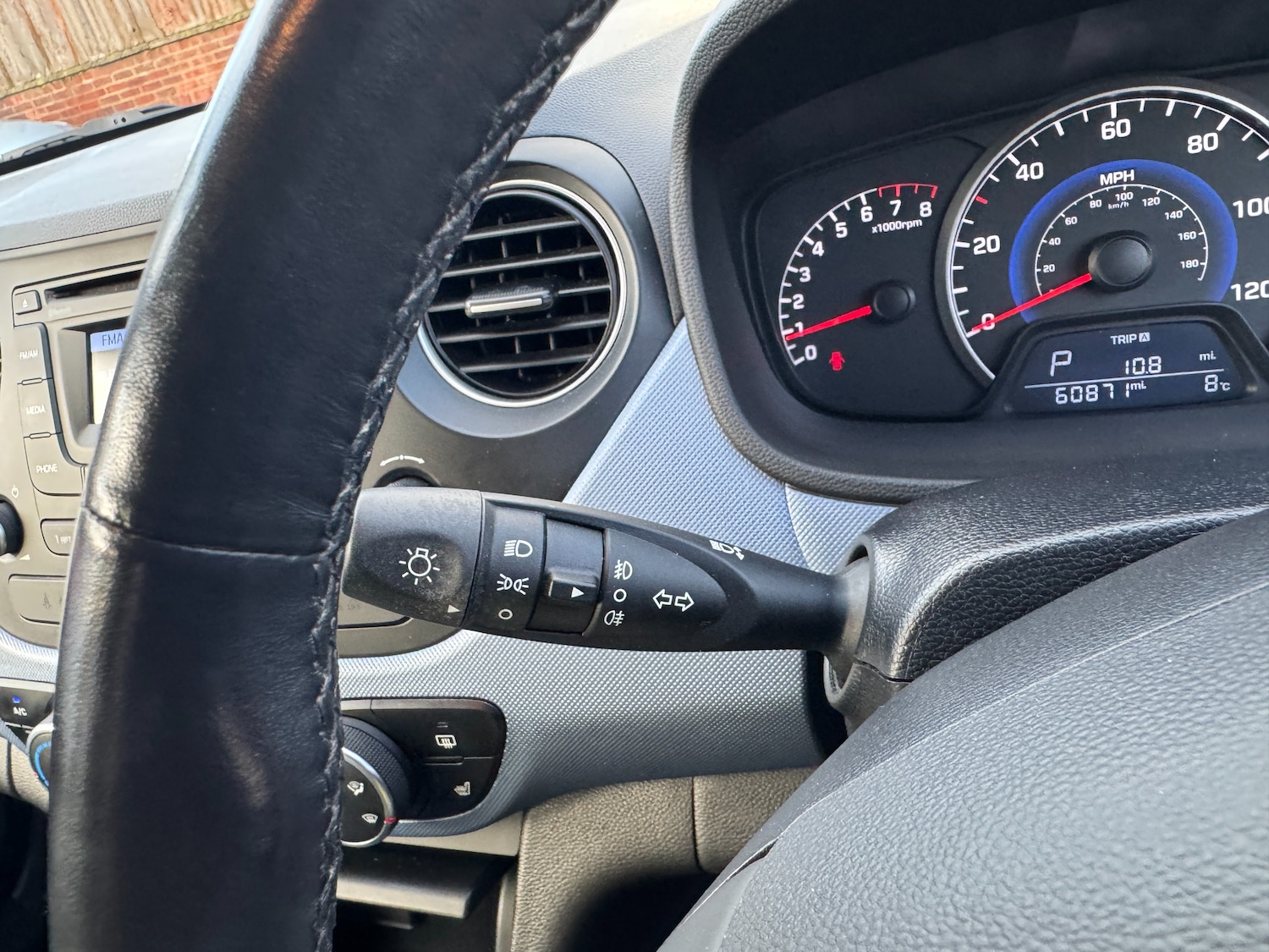 Used Hyundai i10 2014 for sale - 77232337: Photo 69