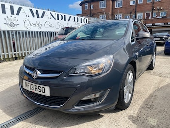 Vauxhall - Astra