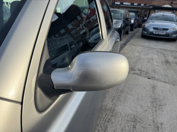 Used Nissan Micra 2005 for sale - 76087283: Photo 10
