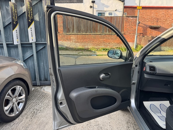 Used Nissan Micra 2005 for sale - 76087283: Photo 13