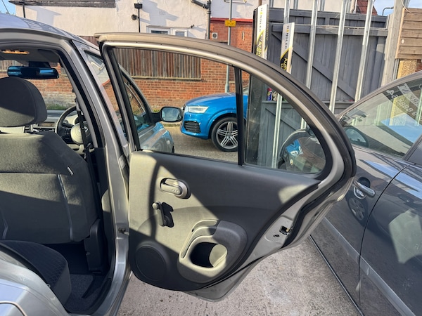 Used Nissan Micra 2005 for sale - 76087283: Photo 27