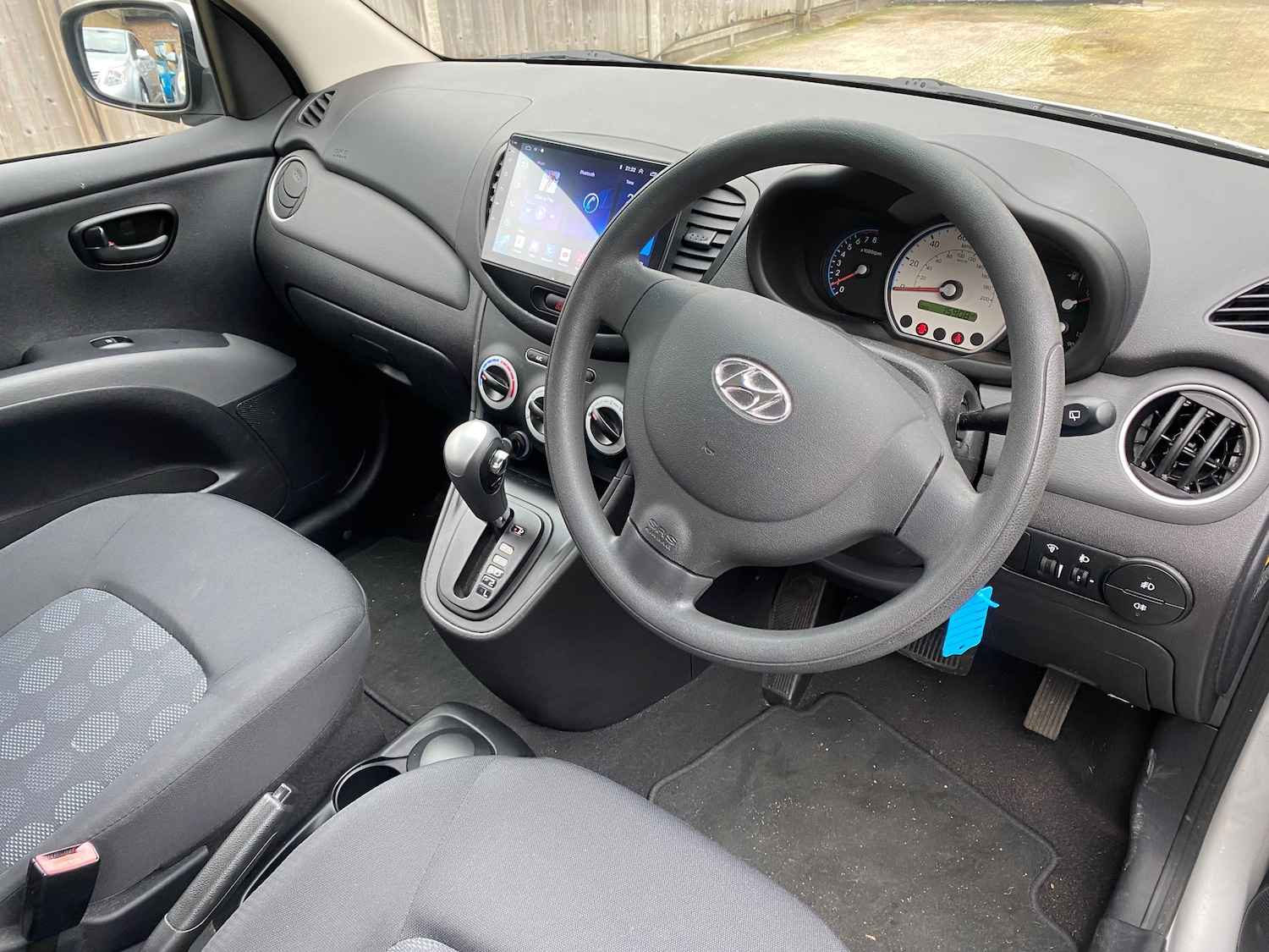 Used Hyundai i10 2010 for sale - 77068016: Photo 11