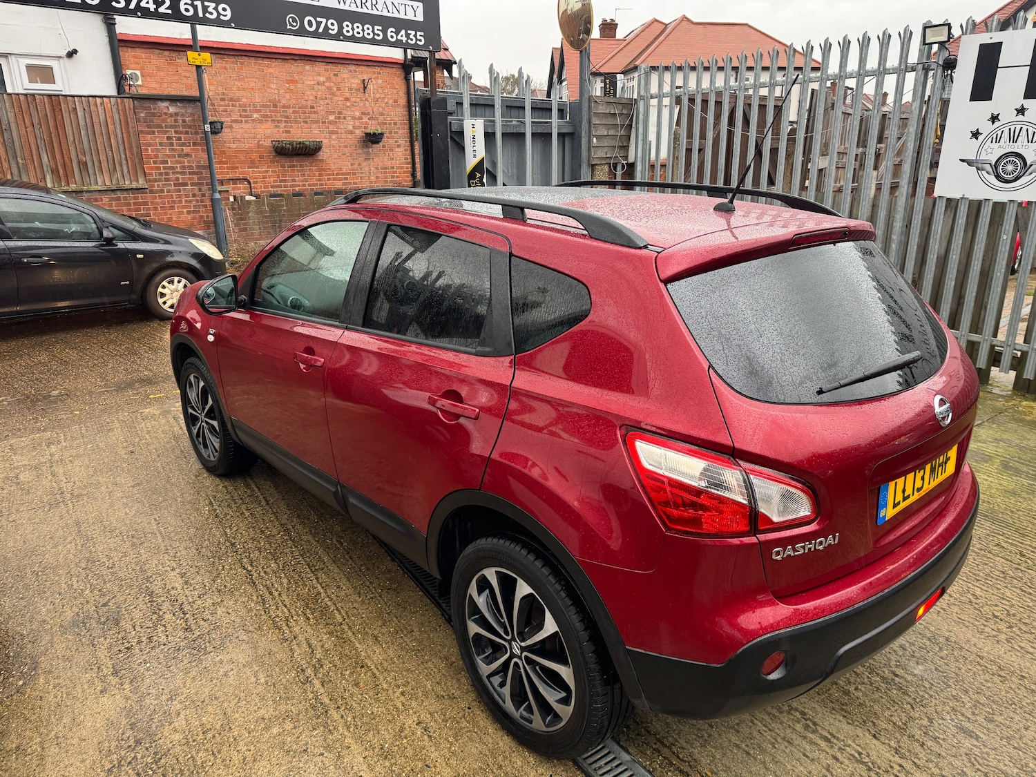 Used Nissan Qashqai 2013 for sale - 76961890: Photo 16