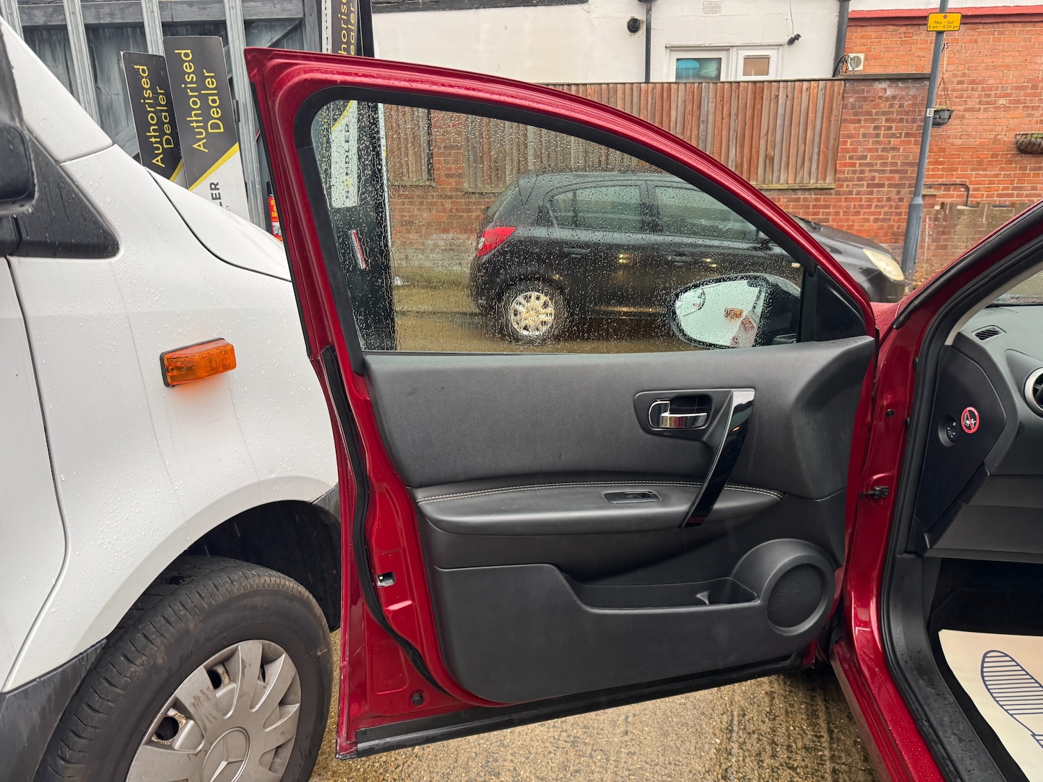 Used Nissan Qashqai 2013 for sale - 76961890: Photo 18