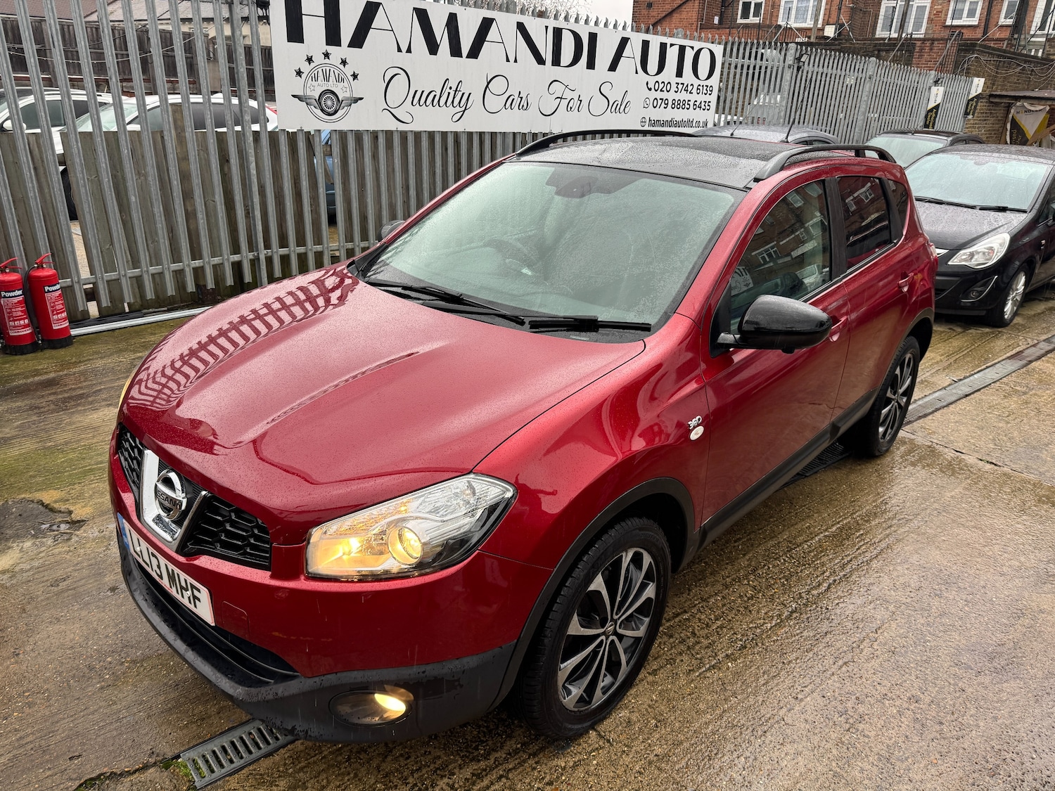 Used Nissan Qashqai 2013 for sale - 76961890: Photo 2