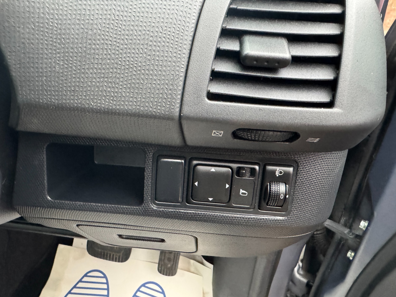 Used Nissan Micra 2009 for sale - 76928163: Photo 32