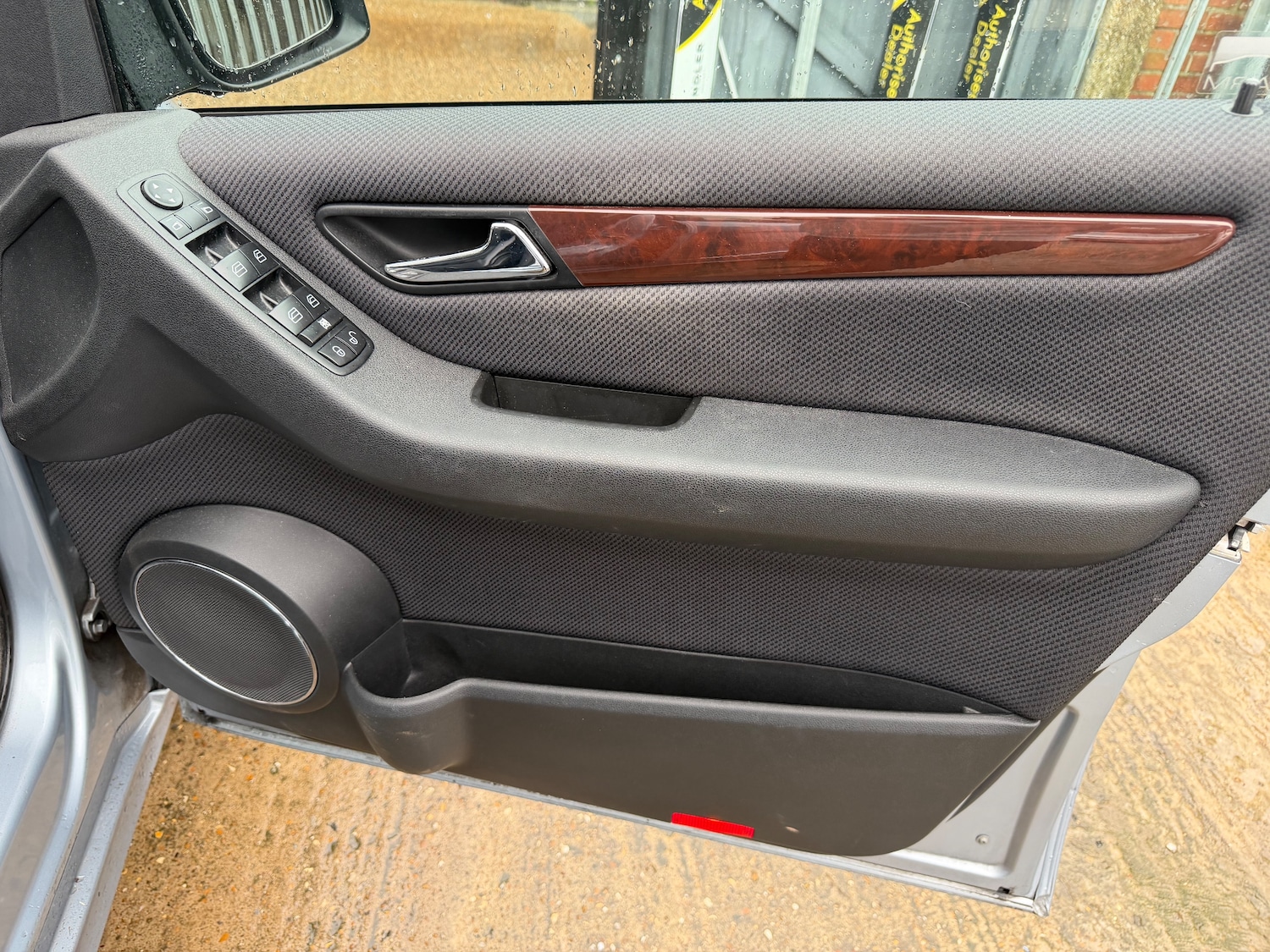 Used Mercedes-Benz A-Class 2011 for sale - 77462945: Photo 24