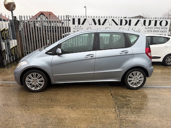 Used Mercedes-Benz A-Class 2011 for sale - 77462945: Photo